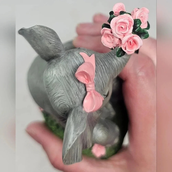 Trunk Full Of Hope Collection Elephant Figurine "A Trunk Full Of Caring" #3091A - Picture 8 of 11